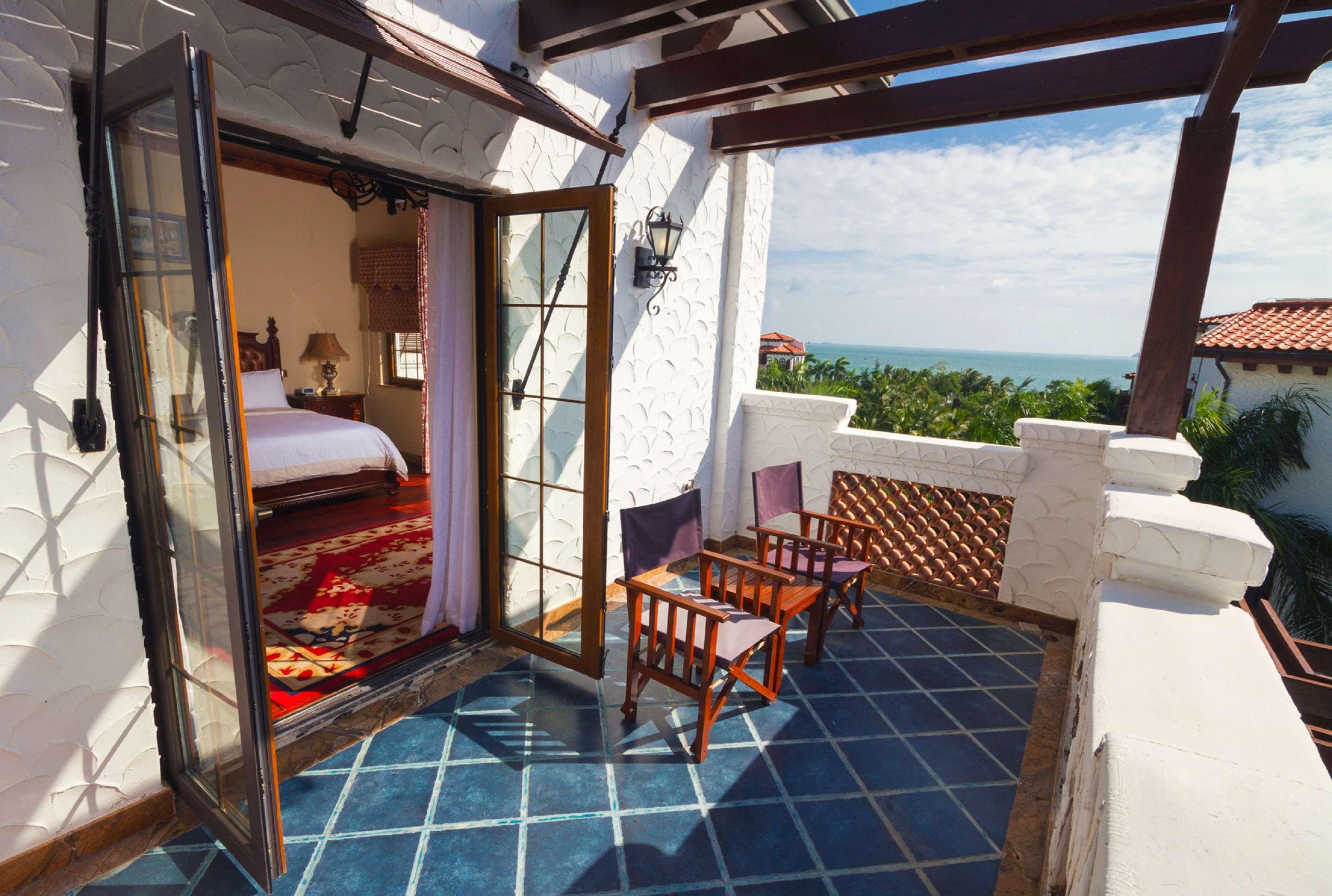 Best Western Premier International Resort Hotel Sanya Buitenkant foto