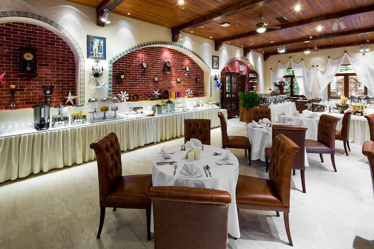 Best Western Premier International Resort Hotel Sanya Buitenkant foto