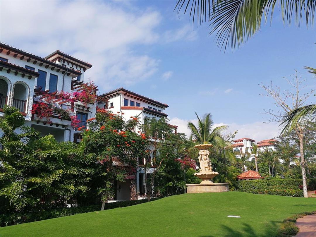 Best Western Premier International Resort Hotel Sanya Buitenkant foto