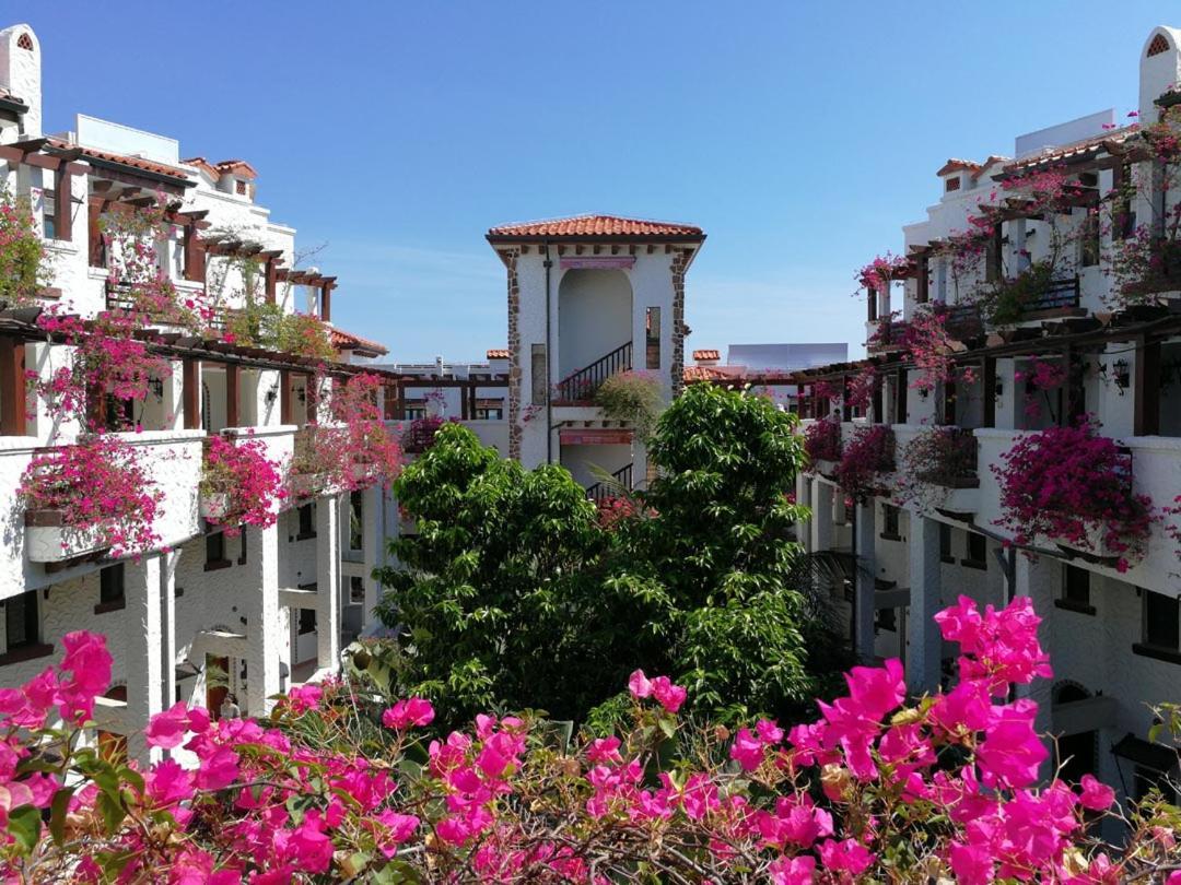 Best Western Premier International Resort Hotel Sanya Buitenkant foto