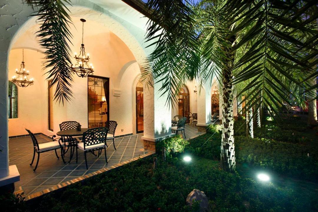 Best Western Premier International Resort Hotel Sanya Buitenkant foto